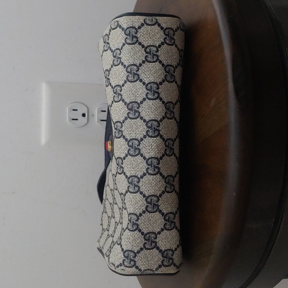 Authentic Vintage Gucci GG Monogram Supreme Sherry Web Ophidia Crossbody Bag - Picture 5 of 9